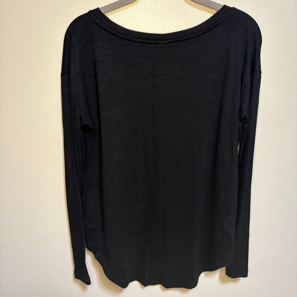 Gap Black Knit Long Ribbed Sleeve Blouse Boat Neck Closet Staple Oversized XS - Picture 2 of 8